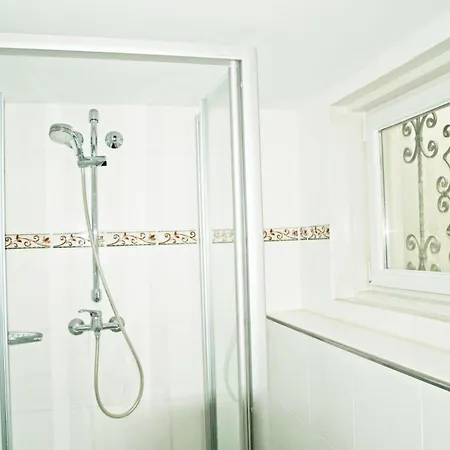 In Ermioni Mit Grill, Gemeinschaftlichem Pool Und Terrasse Casa vacanze *